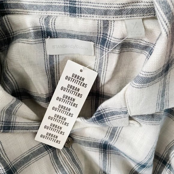 Urban Outfitters Men’s Standard Cloth Flannel Collar Shirt Cream Plaid New Small - Picture 13 of 15